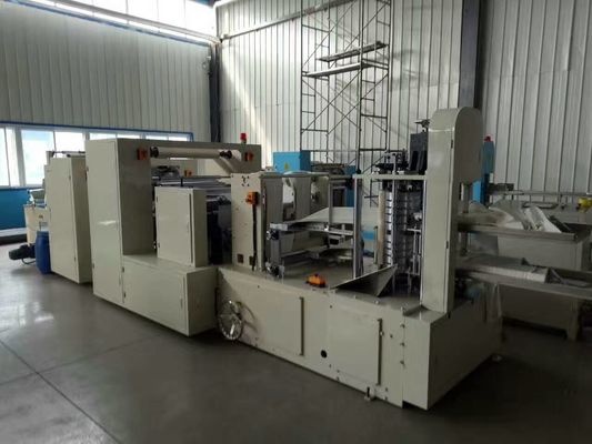 DELAPAN FOLD 5.5KW PLC Mesin Pembuat Serbet Otomatis